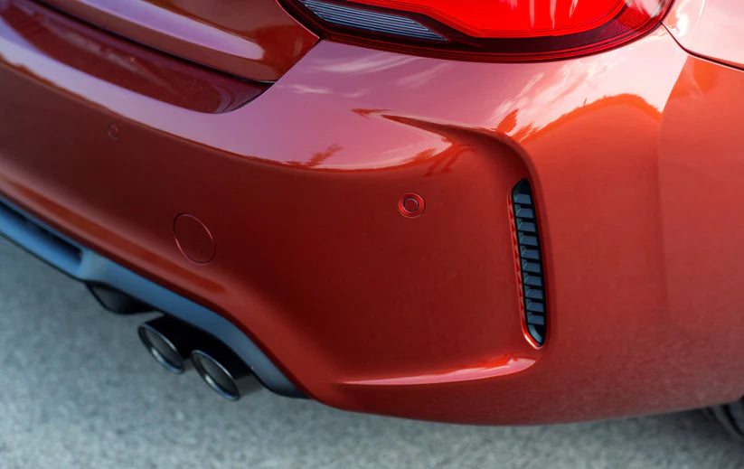 BMW F87 M2/M2C Rear Reflector Delete Kit - Horizontal Slat