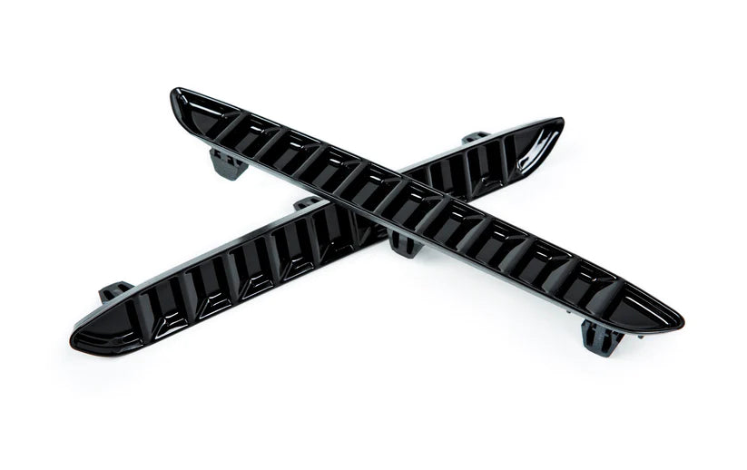 BMW F87 M2/M2C Rear Reflector Delete Kit - Horizontal Slat