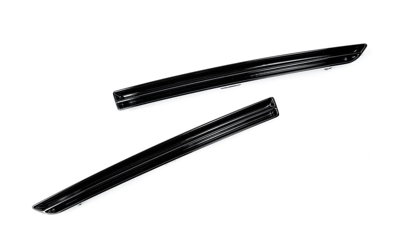 BMW F8X M3/M4 Rear Reflector Delete Kit - Horizontal Slat