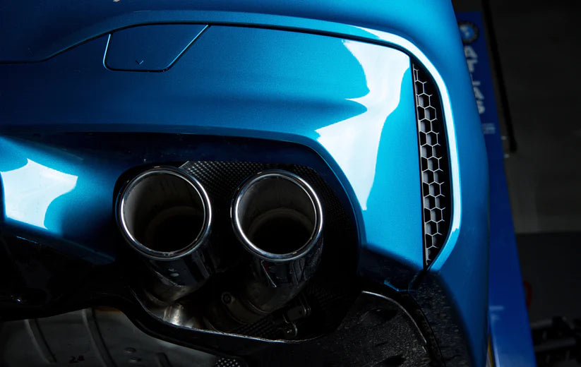 BMW F90 M5 Rear Reflector Delete Kit - Honeycomb