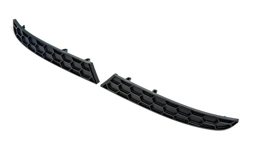 BMW F97 X3M Rear Reflector Delete Kit - Honeycomb