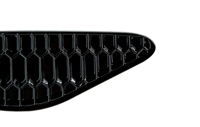 BMW F9X M8 Rear Reflector Delete Kit - Honeycomb