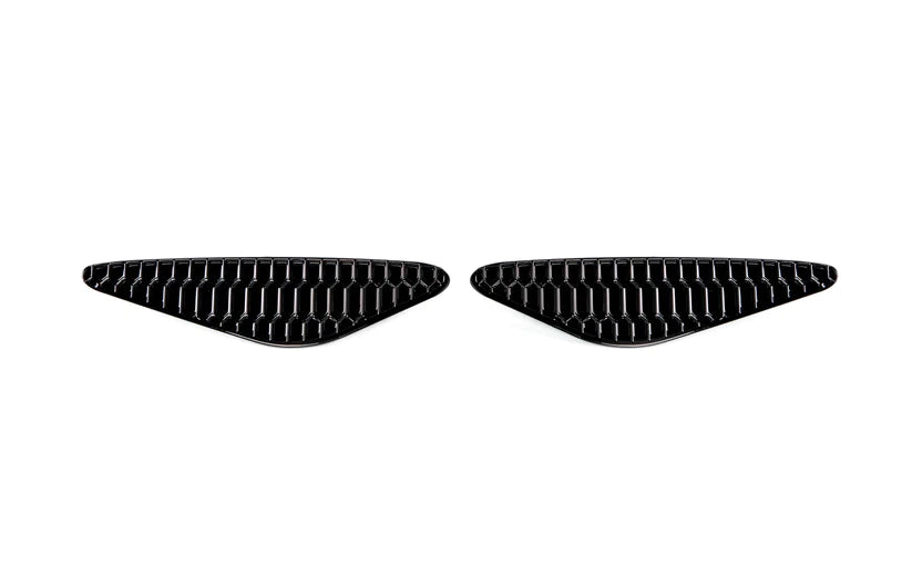 BMW F9X M8 Rear Reflector Delete Kit - Honeycomb
