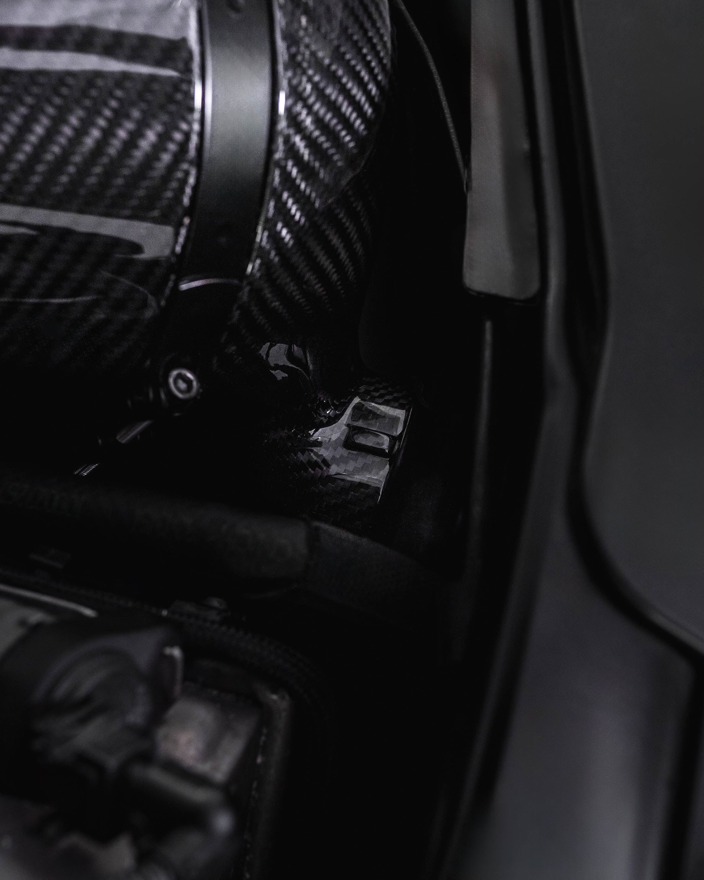 BMW F1X M5/M6 S63 Carbon Fiber Air Intake